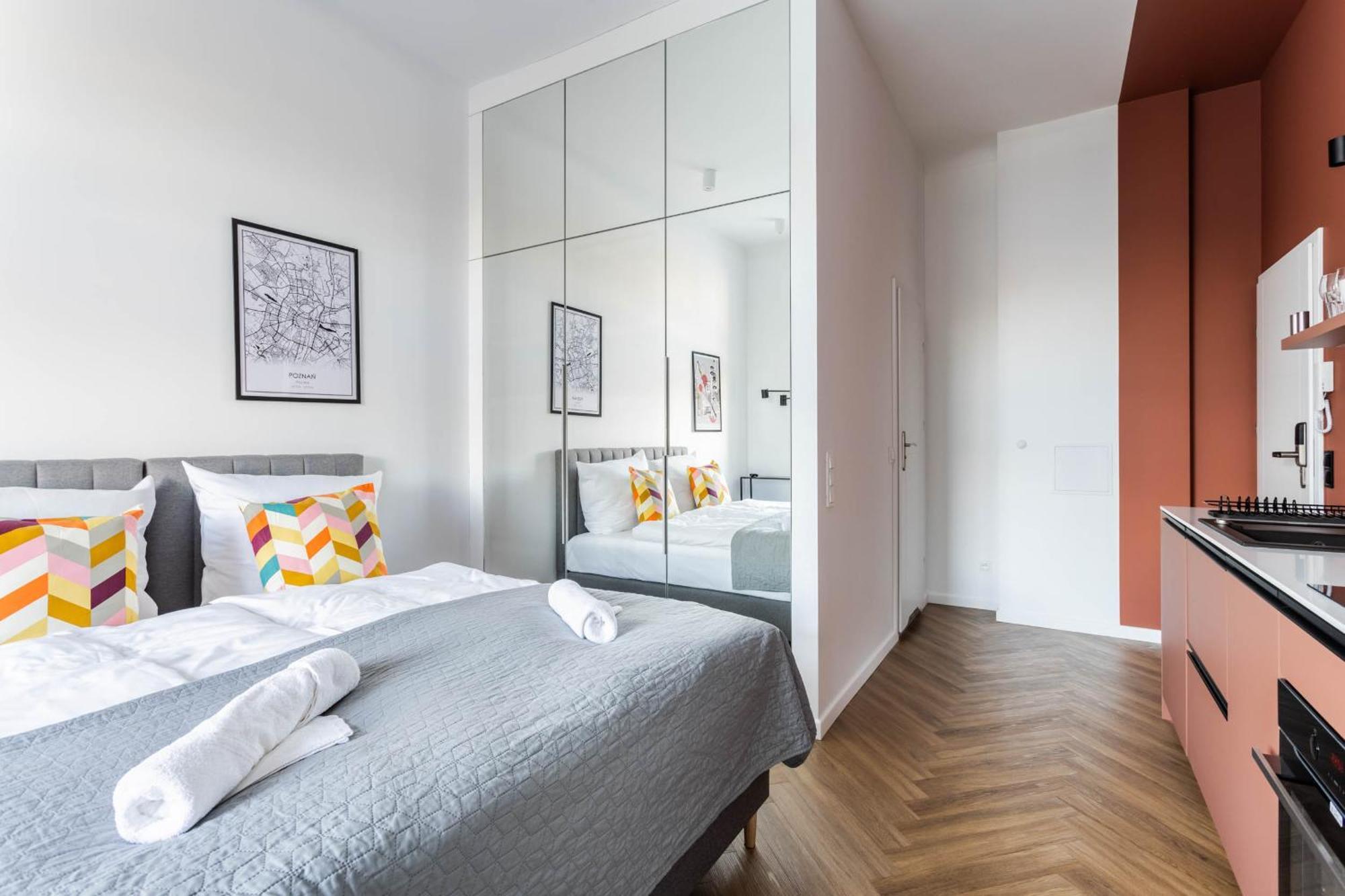 Przytulne I Komfortowe Studia Very Berry W Poznaniu By Noclegi Renters Buitenkant foto