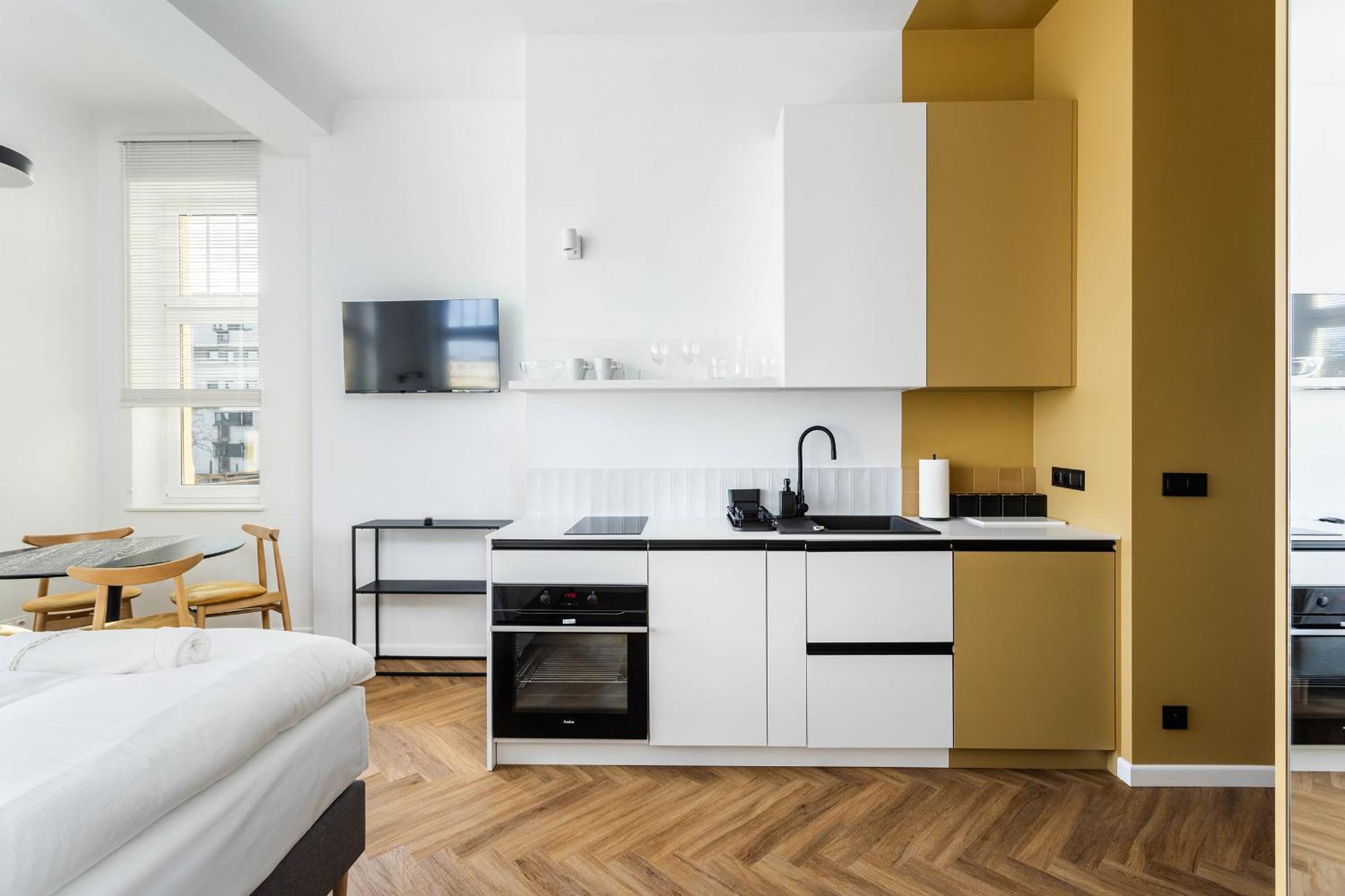 Przytulne I Komfortowe Studia Very Berry W Poznaniu By Noclegi Renters Buitenkant foto
