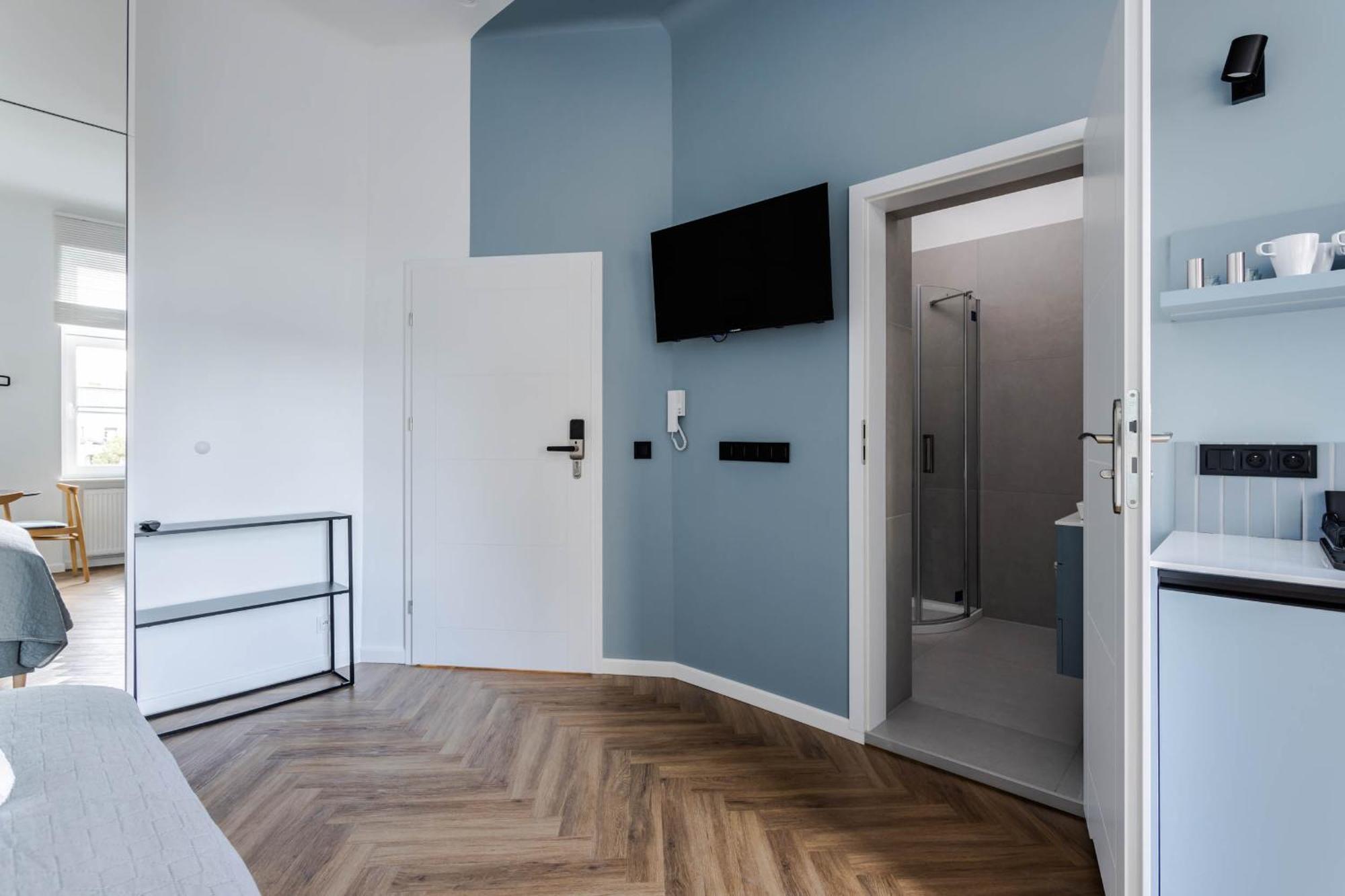 Przytulne I Komfortowe Studia Very Berry W Poznaniu By Noclegi Renters Buitenkant foto
